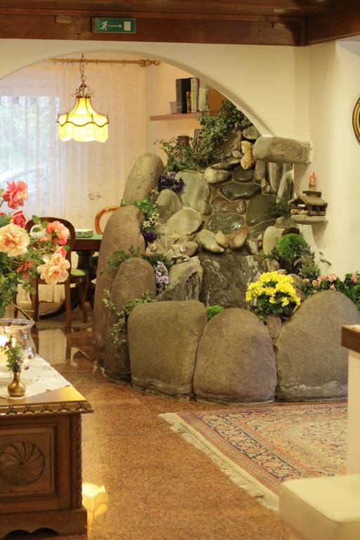 Hotel Waldhof Корнаяно Екстер'єр фото